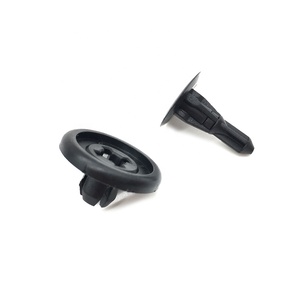 Clips de fixation <span class=keywords><strong>automobile</strong></span> en <span class=keywords><strong>plastique</strong></span> nylon de type poussoir, rivets à pression - Product Image 4