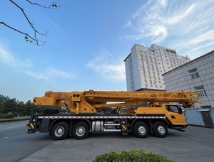 Grúa sobre Camión STC500C5-8 Pro de 50 Toneladas con Pluma Principal de 46 m para la Construcción de Edificios de Gran Altura y Puentes - Product Image 6