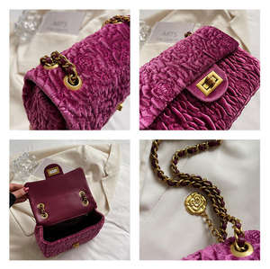 Bolso de hombro moderno para mujer, bolso cruzado clásico con textura floral para mujer - Product Image 4