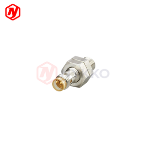 Capteur de proximité IFM IES219 pour le contrôle industriel des convoyeurs et des machines, avec commutation rapide 1,5 kHz, conception encastrée IES - Product Image 5