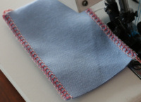 Stock Disponible: Mini Machine à Coudre Électronique Surjeteuse pour Usage Domestique