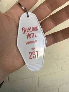 <b>Custom</b> Printed Pink Promotional <b>Keychains</b> & Carabiners Budget-Friendly Option with Blank Logo & Motif for Motel Promotion - Product Image 2