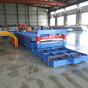 Nuevo diseño de maquinaria para doblar láminas de metal, máquina para fabricar láminas de techo de metal corrugado usado con <span class=keywords><strong>zinc</strong></span> - Product Image 1