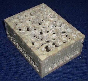 Handmade Pure Soapstone Napkin Box Engraving Modern Designed Home Decoration And Wedding Use Purpose Best Designs Are Available - Product Image 3