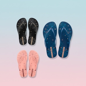 Chanclas personalizadas con estampado tropical para mujer, sandalias de playa sostenibles, venta al por mayor de fábrica OEM, pantuflas de verano para exteriores con soporte para el arco del pie - Product Image 2