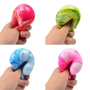 Pelota Antiestrés de TPR Arcoíris, Juguete Recomendado para Apretar y Relajarse, para Niños de 5 a 7 Años, Gran Venta - Product Image 5