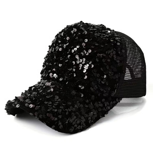 Gorra de béisbol de malla con lentejuelas para mujer, transpirable, protección solar, estilo casual de moda para verano - Product Image 1