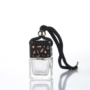 Chai Thủy Tinh Thơm Ô Tô Hình Vuông Rỗng 8Ml Lạ Mắt Chai Khuếch Tán Nước Hoa Sậy Mặt Dây Chuyền Xe Hơi Cho Tháng 12 - Product Image 1