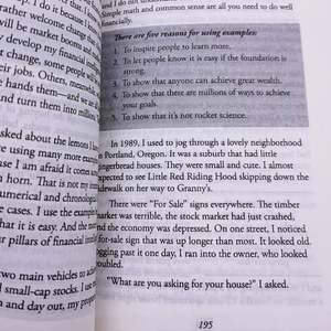 Ricco papà povero papà Robert Toru Kiyosaki libri per bambini di finanza personale libro di educazione all'illuminazione dell'intelligence finanziaria - Product Image 4