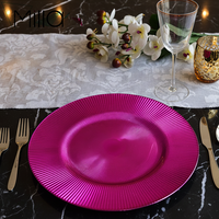 Assiettes de présentation décoratives en verre de 13 pouces, motif rayures magenta, fuchsia, rose vif, rouge rosé, pour événements, mariages et fêtes