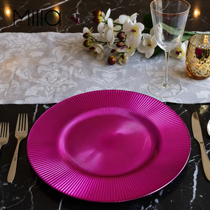 Assiettes de présentation décoratives en verre de 13 pouces, motif rayures magenta, fuchsia, rose vif, <span class=keywords><strong>rouge</strong></span> rosé, pour événements, mariages et fêtes - Product Image 5