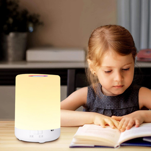 פופולרי 3 צבעים dimming מנורת שולחן מודרנית עם מגע בסיס עבור הבית הוביל טעינה אלחוטית אור הלילה - Product Image 1