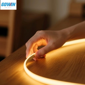 Tira de luz <span class=keywords><strong>LED</strong></span> COB Flexible directa de fábrica AC 110/<span class=keywords><strong>220</strong></span> voltios al aire libre CE Rohs certificado IP67 clasificación cuerpo de PVC - Product Image 6
