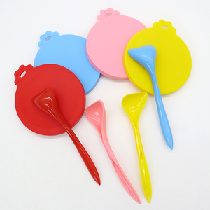 कस्टम लोगो सुरक्षित गैर विषैले जलरोधी सिलिकॉन कुत्ते बिल्ली भोजन पालतू चम्मच के साथ ढक्कन को सील कर सकते हैं - Product Image 3