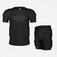 Short de protection rembourré pour hommes avec protections côtelées et protection des cuisses en nid d'abeille pour le football, le baseball et le basketball
