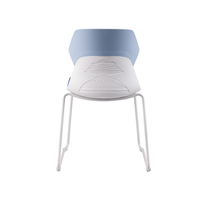 Chaise d'entraînement empilable moderne pour étudiants, avec pieds en métal, dossier en plastique et siège rembourré, idéale pour les conférences, les réunions et les salles scolaires