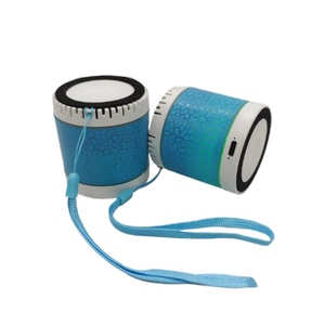 Audio sans fil Vente en gros Carte de haut-parleur en bois Petit haut-parleur sans fil portable extérieur - Product Image 6