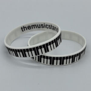 Bracelets en silicone avec logo personnalisé sur le thème de la musique, bracelets en silicone pour sérigraphie personnalisés - Product Image 2