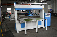 Presse hydraulique pour la découpe de semelles de chaussures en EVA, tongs