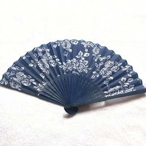 Éventail pliant 2025 en bambou, artisanat chinois en tissu, décorations florales imprimées, éventail pour femme - Product Image 3