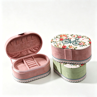 Boîte à bijoux en velours brodée de fleurs, multi-compartiments, portable, pour le rangement des bijoux, pour la maison, les voyages et comme cadeau pour femmes