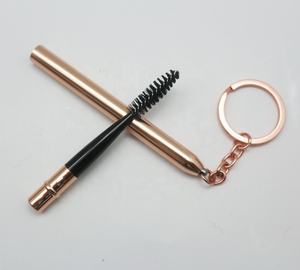 Llavero Metálico Único al por Mayor, Cepillo Reutilizable <span class=keywords><strong>para</strong></span> Cejas y Pestañas con Forma de Rizador de Pestañas en Oro Rosa, 16.5cm, Logotipo Personalizado - Product Image 6