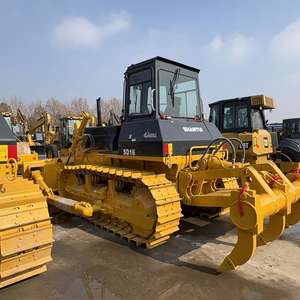 Bouteur Shantui SD16 d'occasion 175 CV, modèle 2024, moteur Weichai, capacité de bouteurisation de 4,0 m, pour la remise en état des terres agricoles et la construction de routes agricoles - Product Image 2