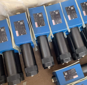 Válvulas ZDR6DB2-4X/150YM Nuevas, Originales R900431172 - Product Image 4