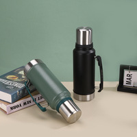 Bouteille d'eau personnalisée avec logo 1000 ml 1400 ml Pot en acier inoxydable 304 Tasse à vide Tasse isotherme à double paroi Thermos de voyage