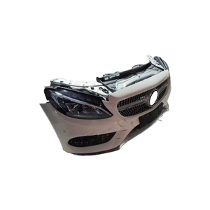 Utilisé pour <span class=keywords><strong>Mercedes</strong></span> Benz Classe <span class=keywords><strong>C</strong></span> W205 Pare-chocs avant avec radiateur et phares pour le remplacement du pare-chocs avant - Product Image 2