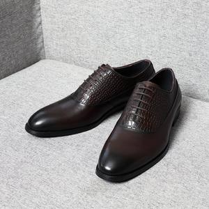 Costume d'affaires pour homme en cuir véritable, imperméable, de style moderne, haut de gamme, fabriqué à la main - Product Image 3