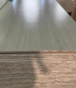 לוח בלוקים מלא מעץ צפצפה 1220 מ\\\"מ על 2440 מ\\\"מ, איכות גבוהה, מחיר זול, לשימוש בבתי ספר, במטבחים ובבנייה - Product Image 5