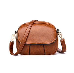 Borsa a tre strati all'ingrosso del <span class=keywords><strong>catalogo</strong></span> VIP piccola borsa a spalla di moda Joker a tracolla morbida e rotonda borsa a tracolla da donna - Product Image 2