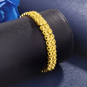 Brazalete de Latón Dorado para Mujer, Diseño Moderno, Material de Latón, Joyería Fina de Arabia Saudita - Product Image 2