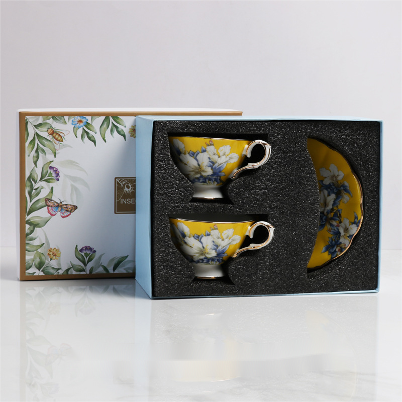 2 cup and 2 saucer  A