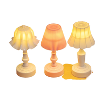 Veilleuse LED créative vintage, lampe de table, matériau ABS, ornements de bureau, cadeau d'anniversaire pour dormeuses, batterie