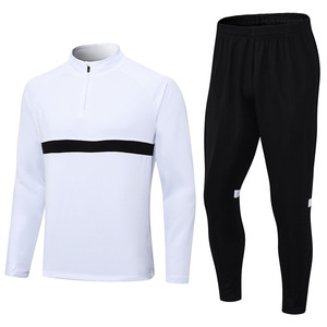 Maillots de football pour adultes de haute qualité en gros d'usine, uniformes de football en polyester à séchage rapide, maillots de football personnalisés imprimés pour l'entraînement - Product Image 5