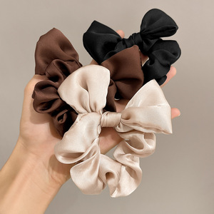 Yucat หูกระต่ายผ้าซาตินสำหรับผู้หญิง,อุปกรณ์มัด<span class=keywords><strong>ผม</strong></span>แบบสั้นมัด<span class=keywords><strong>ผม</strong></span>สีพื้นแต่งโบว์ผ้าไหมแบบกำหนดเองสไตล์<span class=keywords><strong>เกาหลี</strong></span>ปี2023New - Product Image 5