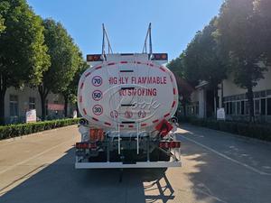 รถบรรทุกน้ำมันก๊าดสำหรับการบินขนาดพิเศษ 28000L-38000L รถบรรทุกถังน้ำมันดีเซลขนาดเล็กสำหรับขาย สำหรับขนส่งดีเซลและน้ำมันเบนซิน - Product Image 6