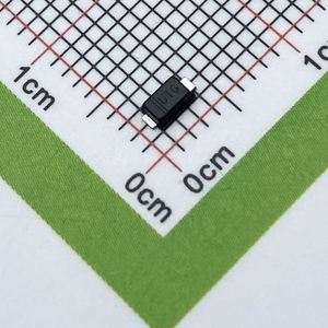 new original US1GW SOD-123FL Diodes Ultra Fast Recovery Diodes 1A 1.3V 400V 50ns - Product Image 1