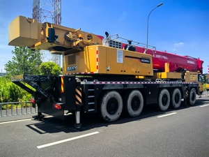 Grue de camion SAN utilisée de 220 tonnes STC2200 STC800E5 STC550T5 STC250H 25 tonnes 50 tonnes 55 tonnes 80 tonnes 100 tonnes 160 tonnes 220 tonnes - Product Image 2