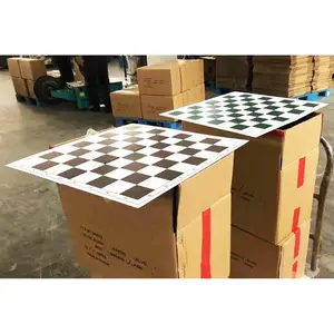 פלסטיק קיר שחמט לוח