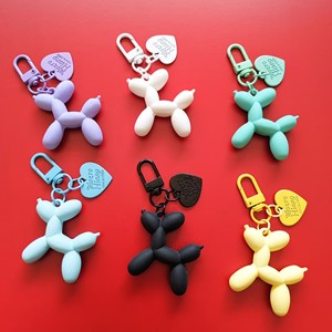 Llavero de Perro Cachorro Burbuja con Colgante de Animal Bonito Color Caramelo Grabado con Láser, Regalo Promocional, Souvenir, Abalorio para Bolso de Mujer al por Mayor - Product Image 2