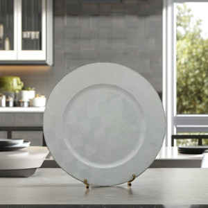Assiette de présentation blanche classique écologique et portable pour intérieur/extérieur, accessoire de table de salle à manger style ferme, pour fêtes, en plastique - Product Image 6