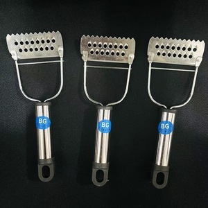 Pelador de uso diario para el hogar, pelador de patatas, pelador de melón, pelador de cocina multifuncional, venta al por mayor a dos yuanes. - Product Image 2