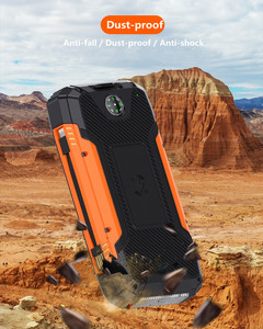 Power Bank Solare Wireless Innovativo 2023 da 30000mAh Impermeabile con Luce LED e Cavi Integrati - Product Image 4