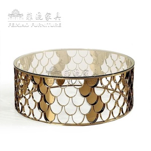 <span class=keywords><strong>Set</strong></span> moderno di <span class=keywords><strong>tavolini</strong></span> rotondi in acciaio inossidabile color <span class=keywords><strong>oro</strong></span> per sala da pranzo - Product Image 2