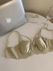 Sexy satin seamless bra, thin and flattering for <b>large</b> busts, soft underwire, breathable <b>cups</b>. - Product Image 6