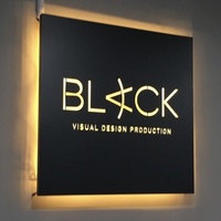 Enseigne publicitaire lumineuse personnalisée DIY en acrylique et acier inoxydable, avec logo éclairé par LED, découpée et suspendue