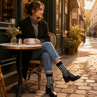 Chaussettes décontractées pour femmes en tricot à carreaux rétro OEM, avec revers plié, motif personnalisé, couleur et logo, pour le bureau, coffret cadeau vintage